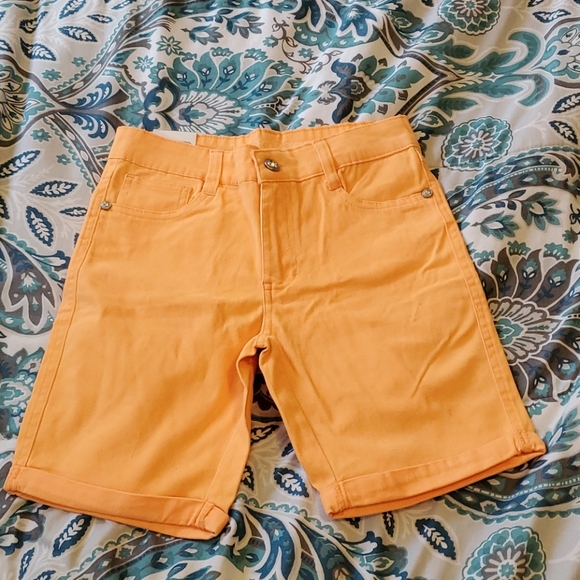 Girls Orange Hello Gorgeous Jean Shorts Size 12 - Picture 1 of 4